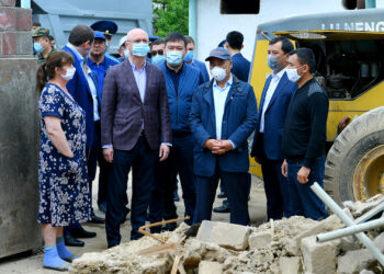 Роман Скляр Түркістан облысындағы қалпына келтіру жұмыстарының барысын тексерді