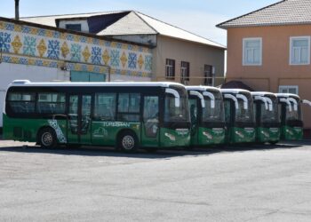 Қоғамдық көліктер тұрғындар үшін тегін тасымал жасайды