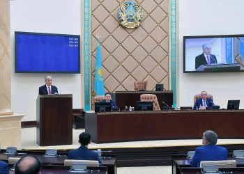 Мемлекет басшысы Парламент Сенатының отырысына қатысты