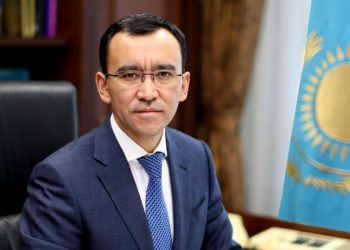 Мәулен Әшімбаев — Сенат депутаты