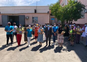 Дәрігерлерге алғыс себеттері таратылды