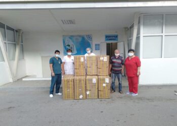 Кентаулық түлектер ауруханаға 9 оттегі консентратын тарту етті