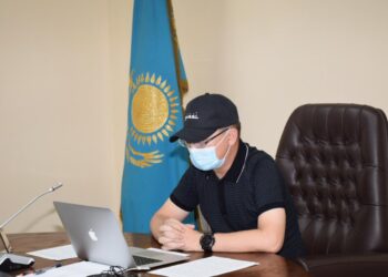 Рашид Аюпов эпидемиологиялық жағдайға байланысты тікелей эфир өткізді