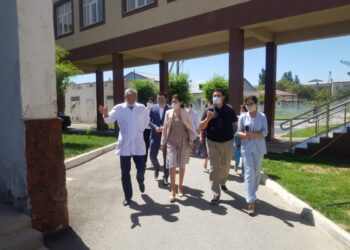 ҚР Денсаулық сақтау Вице-министрі Ажар Ғиният Түркістан облыстық перинаталдық орталығына келді