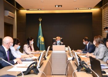 Шымкентке Денсаулық сақтау вице-министрі мен сенаторлар келді