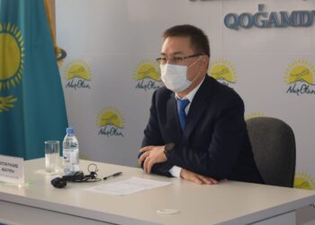 Халықтық партия — халық арасында