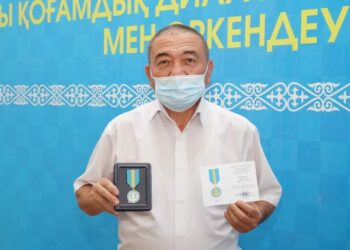 Түркістан:Санитариялық дәрігерлер марапатталды