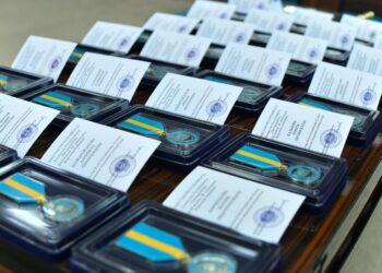 Шымкентте 25 азаматқа Конституцияның 25 жылдығына арналған мерекелік медаль табыс етілді