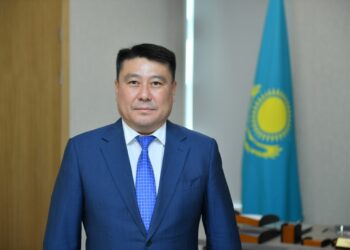 Әзімхан Қойлыбаев — Түркістан облысы мәдениет басқармасының басшысы