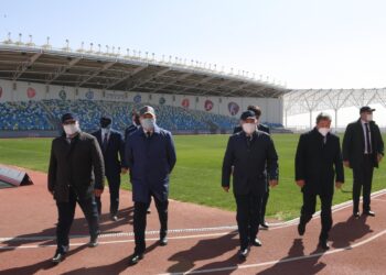 ЕЛБАСЫ ЖАҢА «ТҮРКІСТАН-АРЕНА» СТАДИОНЫНА БАРДЫ