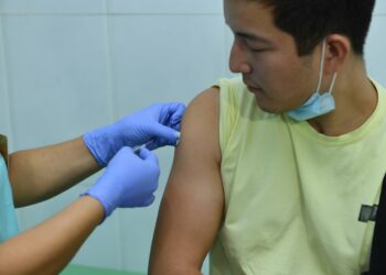 Түркістан облысында бір күнде 4000-ға жуық азамат тұмауға қарсы екпе қабылдады