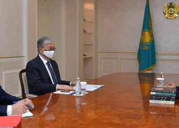 Қасым-Жомарт Тоқаев Ұлттық қоғамдық сенім кеңесінің мүшелерімен кездесті