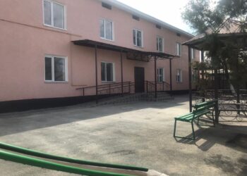 Сайрам ауданында ата-ана қамқорлығынсыз қалған азаматтарға үй берілді