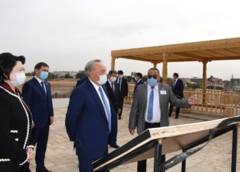 Нұрсұлтан Назарбаев «Шымкент ескі қалашығы» археологиялық нысанында болды