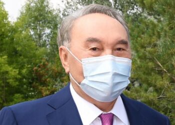 Назарбаев о коронавирусе: Переболел и никому не желаю