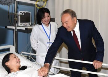 Президенттік клиниканың роботты хирургия орталығында жануарларды қолдана отырып лапароскопия бойынша алғашқы оқу циклі өткізілді