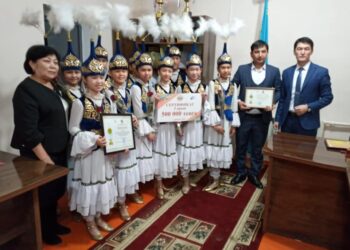 Түркістандық «Шаттық» би тобы республикалық байқаудан бас жүлдені иеленді