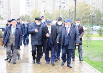 ТҮРКІСТАНДЫҚ АРДАГЕРЛЕР СЕМЕЙ ӨҢІРІНЕ САПАР ШЕКТІ