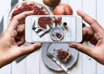 Қазақстандық шенеуніктердің блогер әйелдері сыйлық алғаны үшін жазалануы мүмкін