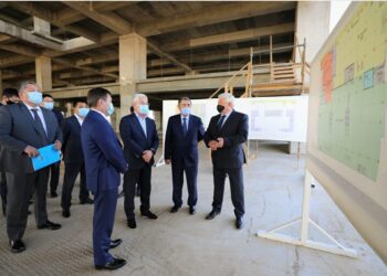 БЕЙБІТ АТАМҚҰЛОВ ШЫМКЕНТТЕГІ ЖАҢА ЖОЛАУШЫЛАР ТЕРМИНАЛЫНЫҢ ҚҰРЫЛЫСЫМЕН ТАНЫСТЫ