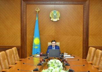 ШЫМКЕНТ ӘКІМІ 189 ОРАМДАҒЫ ГАЗ МӘСЕЛЕСІН БІР АЙДА ШЕШУДІ ТАПСЫРДЫ