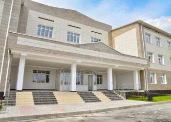 ШЫМКЕНТТЕ 4 МЕКТЕПТІҢ ҚҰРЫЛЫСЫ АЯҚТАЛДЫ