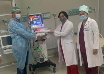 Шымкент: Балалар ауруханасына өкпені желдету аппараты жеткізілді