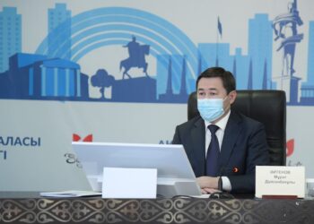 Шымкент: Әл-Фараби ауданының әкімі қала әкімі Әйтеновтің алдында атқарған жұмыстары бойынша есеп берді