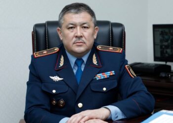 Қайрат Дәлбеков азаматтарды алаяқтарға алданбауға шақырады