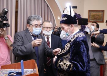 Иранда Абай шығармаларының аудармашысына ІІ дәрежелі «Достық» ордені табыс етілді