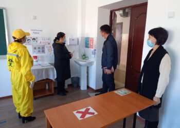 ТҮРКІСТАН ОБЛЫСЫНДА БАСТАУЫШ СЫНЫП ОҚУШЫЛАРЫНА МЕКТЕПТЕ ОҚУҒА РҰҚСАТ ЕТІЛДІ