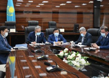 ҚАЛА МӘСЛИХАТЫНЫҢ КЕЗЕКТІ ЖЕТПІСІНШІ СЕССИЯСЫНДА БІРҚАТАР МӘСЕЛЕЛЕР ШЕШІМІН ТАПТЫ