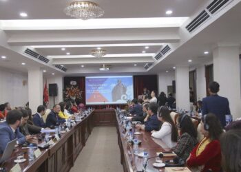 Абайдың «Қара сөздері» вьетнам тіліне аударылды