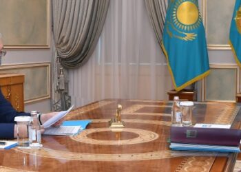 Президент Жоғарғы сот төрағасы Жақып Асановты қабылдады