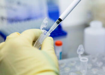 Коронавирусқа қарсы қазақстандық вакцинаның жанама әсері туралы ақпарат шықты