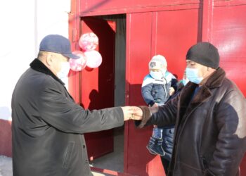  Түркістан: жаңа жыл қарсаңында 20 көпбалалы отбасы баспаналы болды
