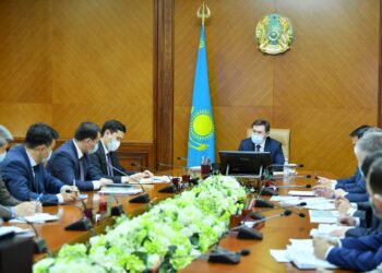 «ЖҰЛДЫЗ» ИНДУСТРИЯЛДЫ АЙМАҒЫН ҚҰРУ БОЙЫНША НАҚТЫ ТАПСЫРМАЛАР БЕРІЛДІ