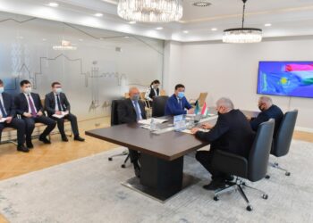 ӨМІРЗАҚ ШӨКЕЕВ ВЕНГРИЯ ЕЛШІСІМЕН КЕЗДЕСТІ