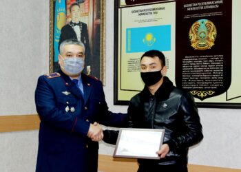 Қылмыстың ашылуына көмектескен 19 жастағы Шымкенттік марапатталды