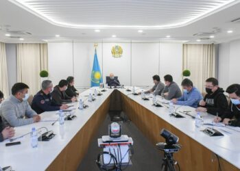 Өмірзақ Шөкеев Түркістан қаласында 5 адамның қаза болу себебін анықтау жөніндегі комиссия отырысын өткізді