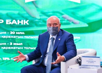 Өмірзақ Шөкеев кәсіпкерлерге кепілдіксіз несие алудың жолын көрсетті