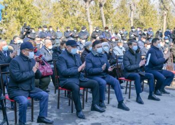 САУРАНДЫҚТАР ЕЛБАСЫНА АЛҒЫС АЙТТЫ