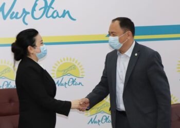 РАШИД МЫҢБАЕВ   — «NUR OTAN» ПАРТИЯСЫ ӘЛ–ФАРАБИ АУДАНДЫҚ ФИЛИАЛЫНЫҢ ТӨРАҒАСЫ