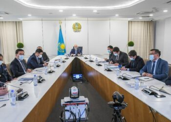 Түркістан: 400-ден астам кәсіпкер 5 млн. теңгеден алды