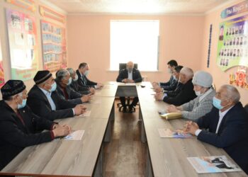 ҚАРИЯЛАР ЖАҢАРҒАН ТҮРКІСТАНДЫ ТАМАШАЛАЙДЫ