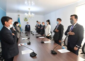 ЖАҢАДАН ҚҰРЫЛҒАН САУРАН АУДАНДЫҚ МӘСЛИХАТЫНЫҢ АЛҒАШҚЫ СЕССИЯСЫ ӨТТІ