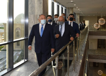 ЕЛБАСЫ «Farab Library» ҒЫЛЫМИ ӘМБЕБАП КІТАПХАНАСЫНА БАРДЫ