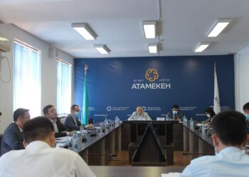ҚАРЖЫЛАНДЫРЫЛҒАН ЖОБАЛАР САНЫ БОЙЫНША ТҮРКІСТАН ОБЛЫСЫ КӨШ БАСТАП ТҰР