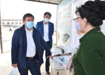 ӘЙТЕНОВ «САЙРАМ» ТҰРҒЫН АЛАБЫНДАҒЫ ӘЛЕУМЕТТІК НЫСАНДАРДЫҢ ҚҰРЫЛЫСЫМЕН ТАНЫСТЫ