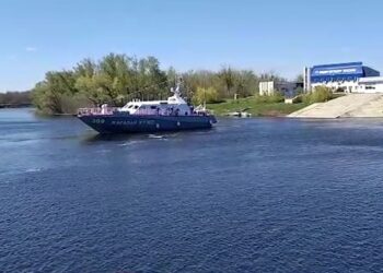 «ТҮРКІСТАН» КЕМЕСІ ТЕҢІЗГЕ ЖОЛ ТАРТТЫ